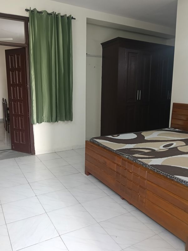 3 BHK + Pooja Room Builder Floor For Rent in Ansal Plaza Sector-23