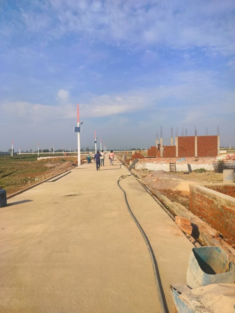 Swimming Pool, goverdhan 1 Bedroom 750 Sq.Ft. Villa In Goverdhan Mathura 8769539