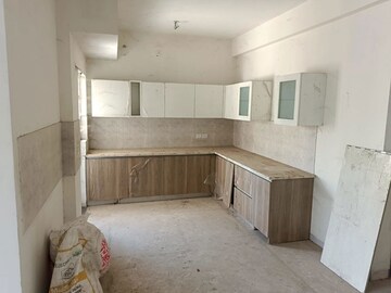 Kitchen in 3 BHK Builder Floor at BPTP Amstoria Country Floor, Sector 102 – for Sale
