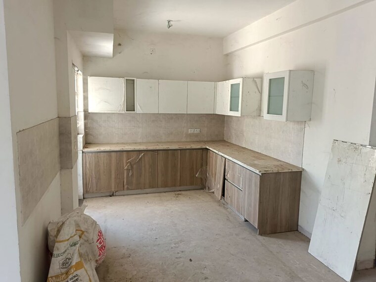 Kitchen, bptp-amstoria-country-floor 3 Bedroom 2138 Sq.Ft. Builder Floor In Sector 102 Gurgaon 9864558