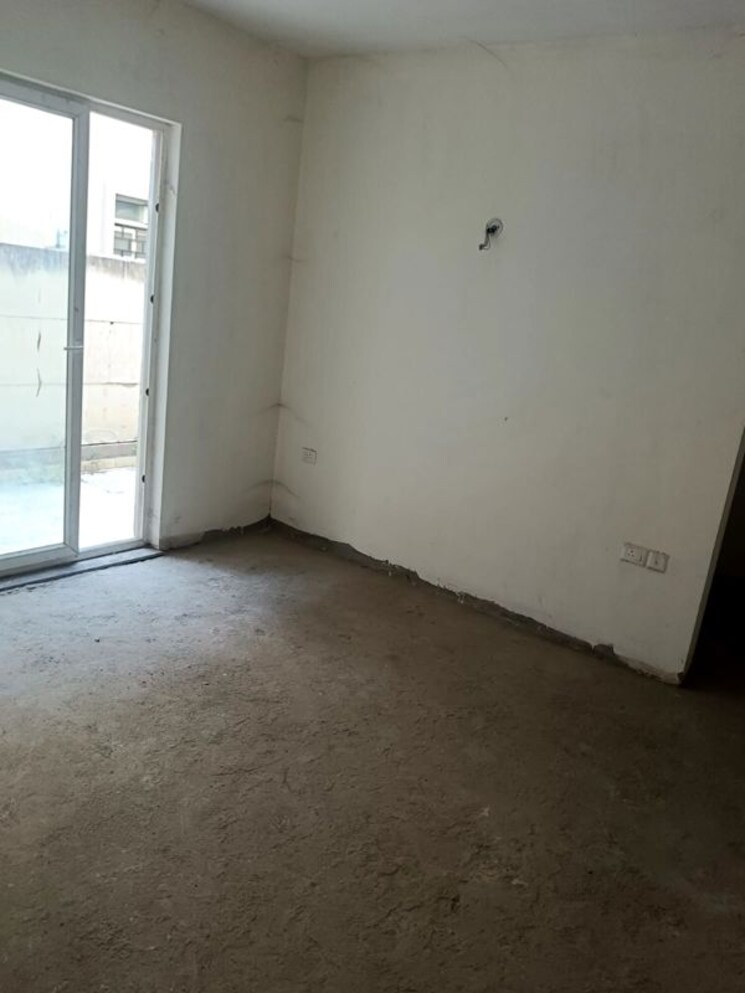 Room, bptp-amstoria-country-floor 3 Bedroom 2138 Sq.Ft. Builder Floor In Sector 102 Gurgaon 9864558