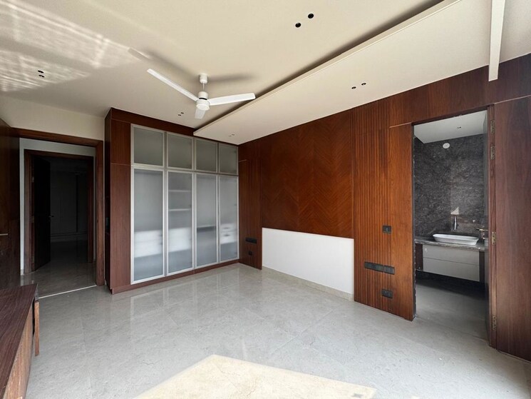 Room, omaxe-designer-villas-mayfield-garden 3 Bedroom 1800 Sq.Ft. Apartment In Sector 51 Gurgaon 9864559