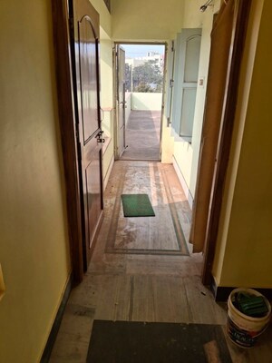 Building Lobby in 1 BHK Independent House at Damana – for Rent