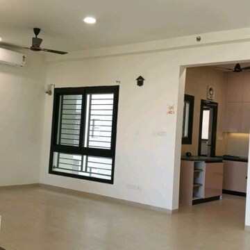 Room in 3 BHK Apartment at Sobha City Gurgaon, Babupur Village – for Rent