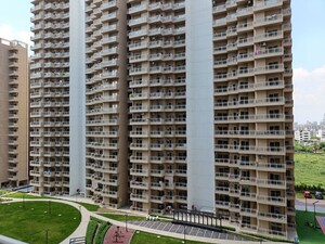 3.5 BHK Apartment – Exterior View View at Elite Golf Green, Sector 79 - for Rent