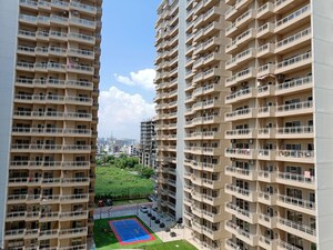 3.5 BHK Apartment – Exterior View View at Elite Golf Green, Sector 79 - for Rent