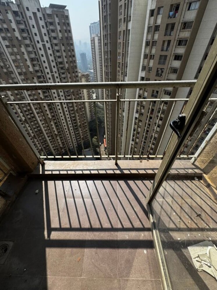 Balcony, lodha-splendora 2 Bedroom 771 Sq.Ft. Apartment In Ghodbunder Road Thane 9864578