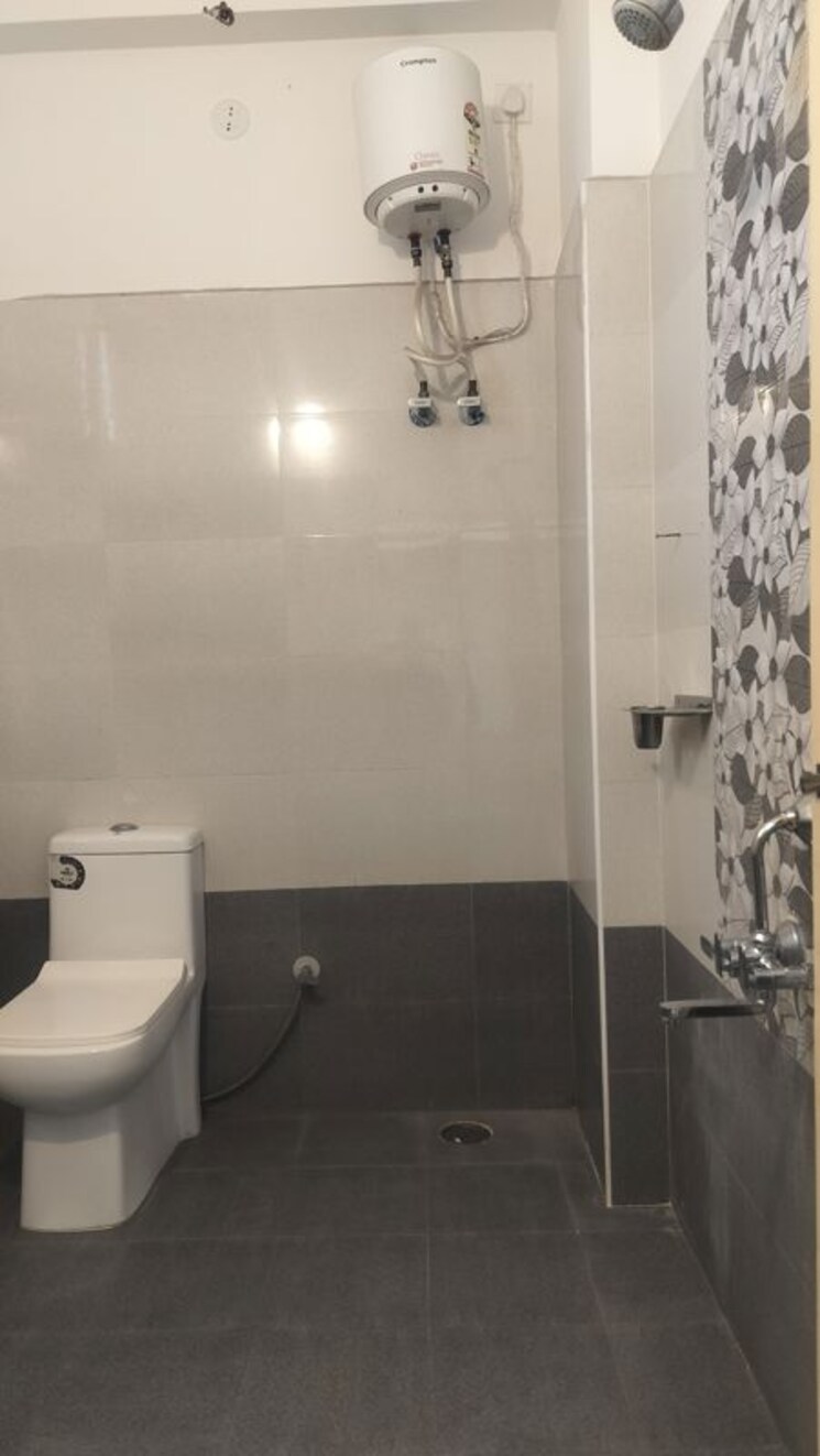 Bathroom, jubilee hills 2 Bedroom 1400 Sq.Ft. Apartment In Jubilee Hills Hyderabad 9864579