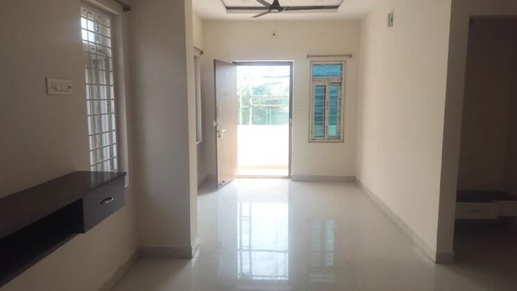 Room, jubilee hills 2 Bedroom 1400 Sq.Ft. Apartment In Jubilee Hills Hyderabad 9864579