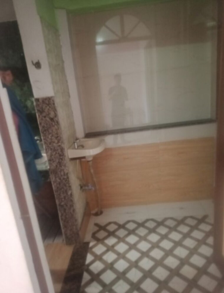 Bathroom, aliganj 2 Bedroom 820 Sq.Ft. Independent House In Aliganj Lucknow 9864581