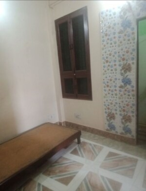 Bedroom in 2 BHK Independent House at Aliganj – for Rent