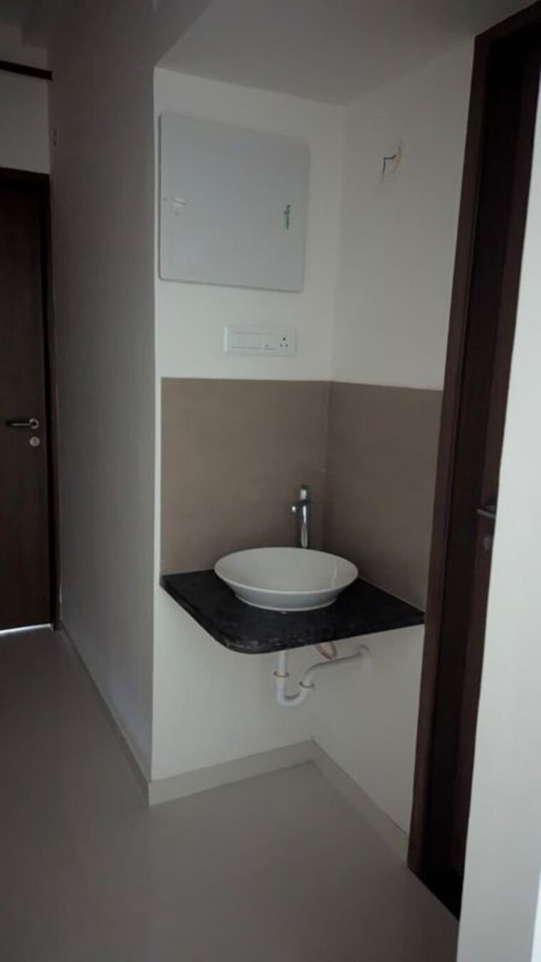 Bathroom, pride-purple-park-titan 3 Bedroom 960 Sq.Ft. Apartment In Hinjewadi Pune 9864576
