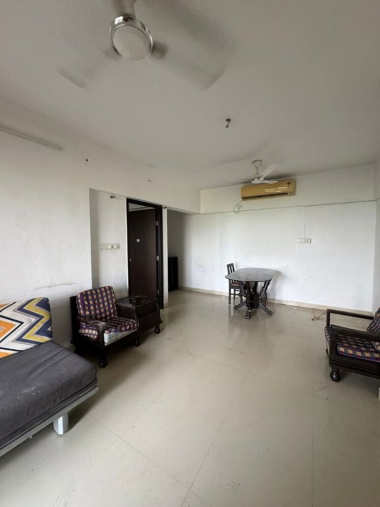 Living Room, lodha-splendora 3 Bedroom 953 Sq.Ft. Apartment In Ghodbunder Road Thane 9864590