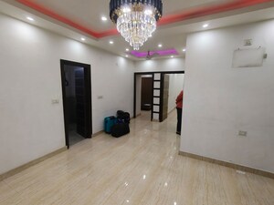 Room in 2 BHK Apartment at Himalaya Tower, Ahinsa Khand 1 – for Sale