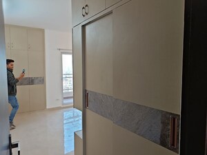 Room in 3 BHK Apartment at Elite Golf Green, Sector 79 – for Rent