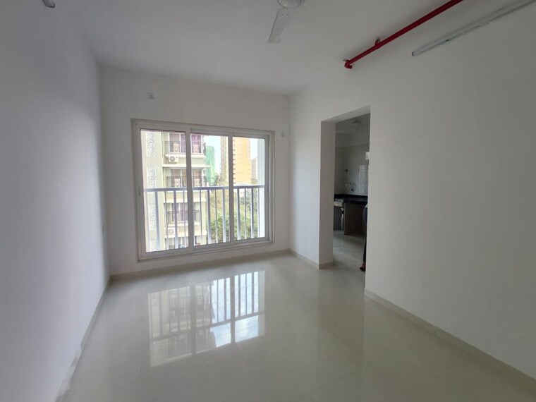 Room, romell-serene 1 Bedroom 351 Sq.Ft. Apartment In Borivali West Mumbai 9864618