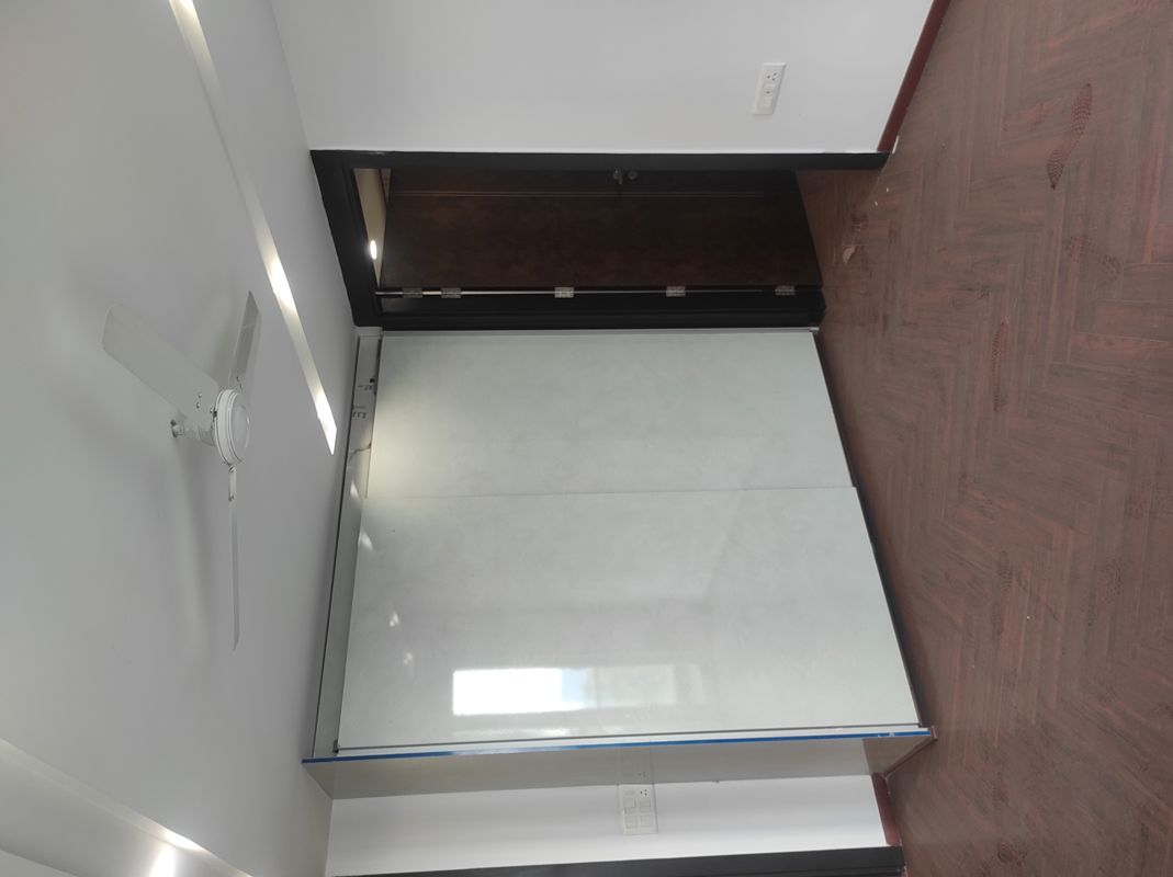 4 BHK + Pooja Room,Servant Room Builder Floor For Rent in South City 1