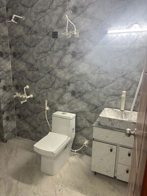 Bathroom in 2 BHK Builder Floor at Sector 36 – for Rent