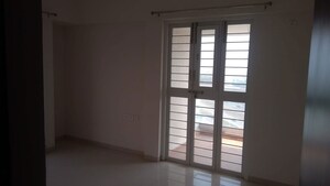 Master Bedroom in 4 BHK Apartment at Dahanukar Colony – for Rent