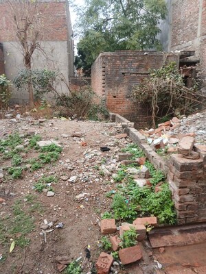 Plot Area in  Plot at Gomti Nagar – for Sale