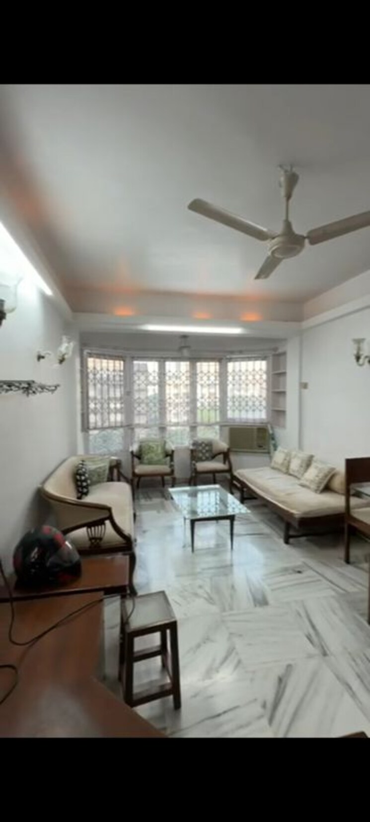Living Room, abdul-hussain-potia-apartment 3 Bedroom 750 Sq.Ft. Apartment In Kamathipura Mumbai 9864685