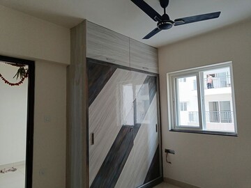 Furnished Amenities in 2 BHK Apartment at Sai Nagar – for Rent