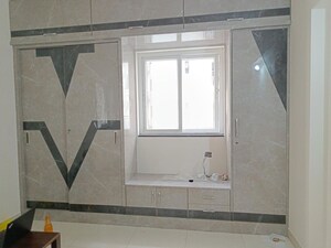 Furnished Amenities in 2 BHK Apartment at Sai Nagar – for Rent