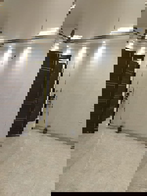 3 BHK Builder Floor For Rent in Vikas Puri