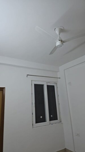 Building Lobby in 4 BHK Apartment at SS Linden, Sector 84 – for Rent