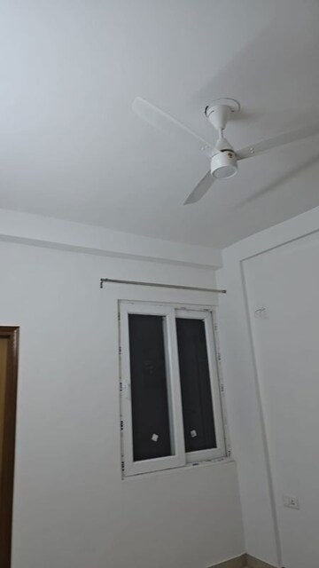 Building Lobby in 4 BHK Apartment at SS Linden, Sector 84 – for Rent