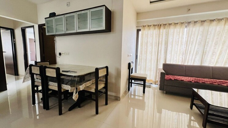 Team Area, prahlad nagar 3 Bedroom 1750 Sq.Ft. Apartment In Prahlad Nagar Ahmedabad 9864664