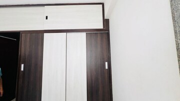 Furnished Amenities in 3 BHK Apartment at Prahlad Nagar – for Rent