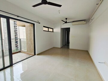 2 BHK Apartment For Sale in Lodha Palava City Lakeshore Greens, Dombivli East