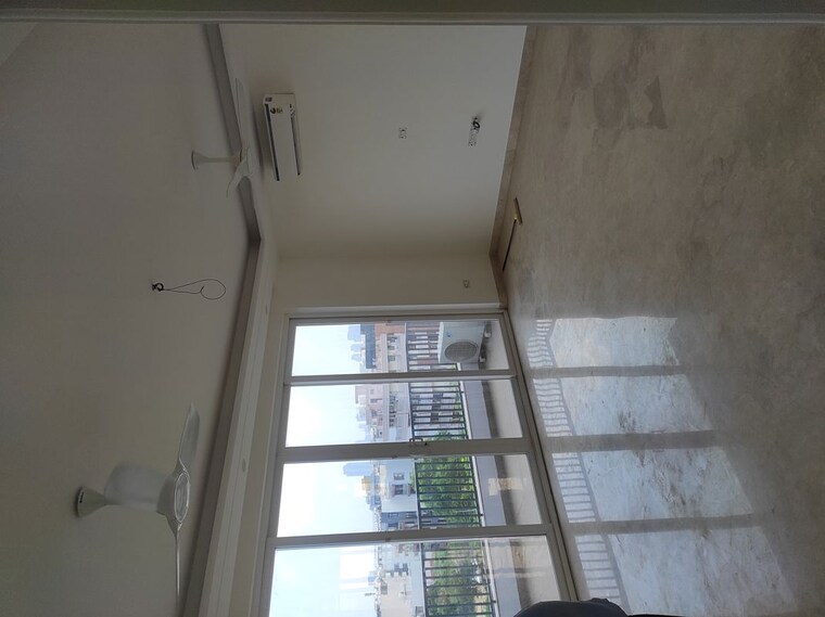 Master Bedroom, sector 52 3.5 Bedroom 2700 Sq.Ft. Builder Floor In Sector 52 Gurgaon 9864725