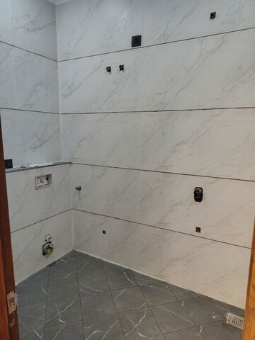 Bathroom in 6 BHK Builder Floor at Dhakoli – for Sale