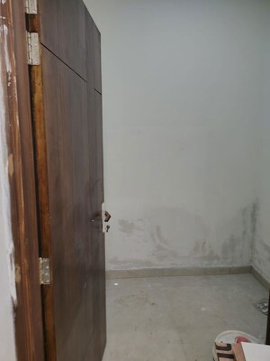 Building Lobby in 6 BHK Builder Floor at Dhakoli – for Sale