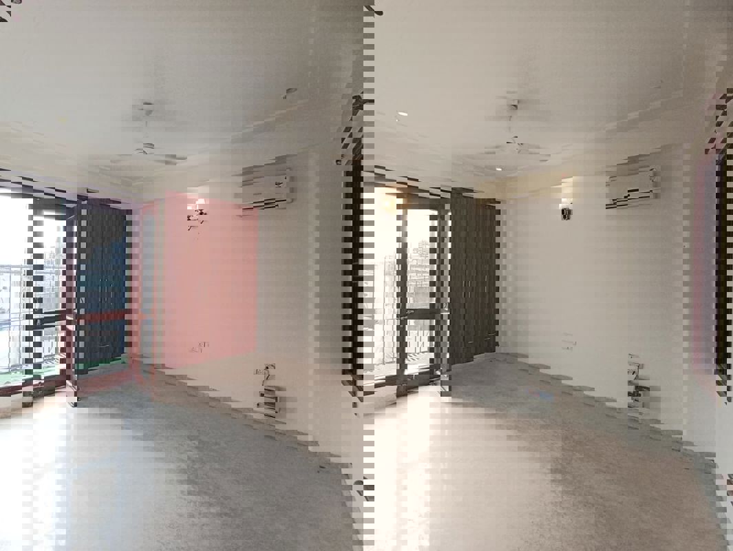 3 BHK + Servant Room Builder Floor For Sale in Greater Kailash I