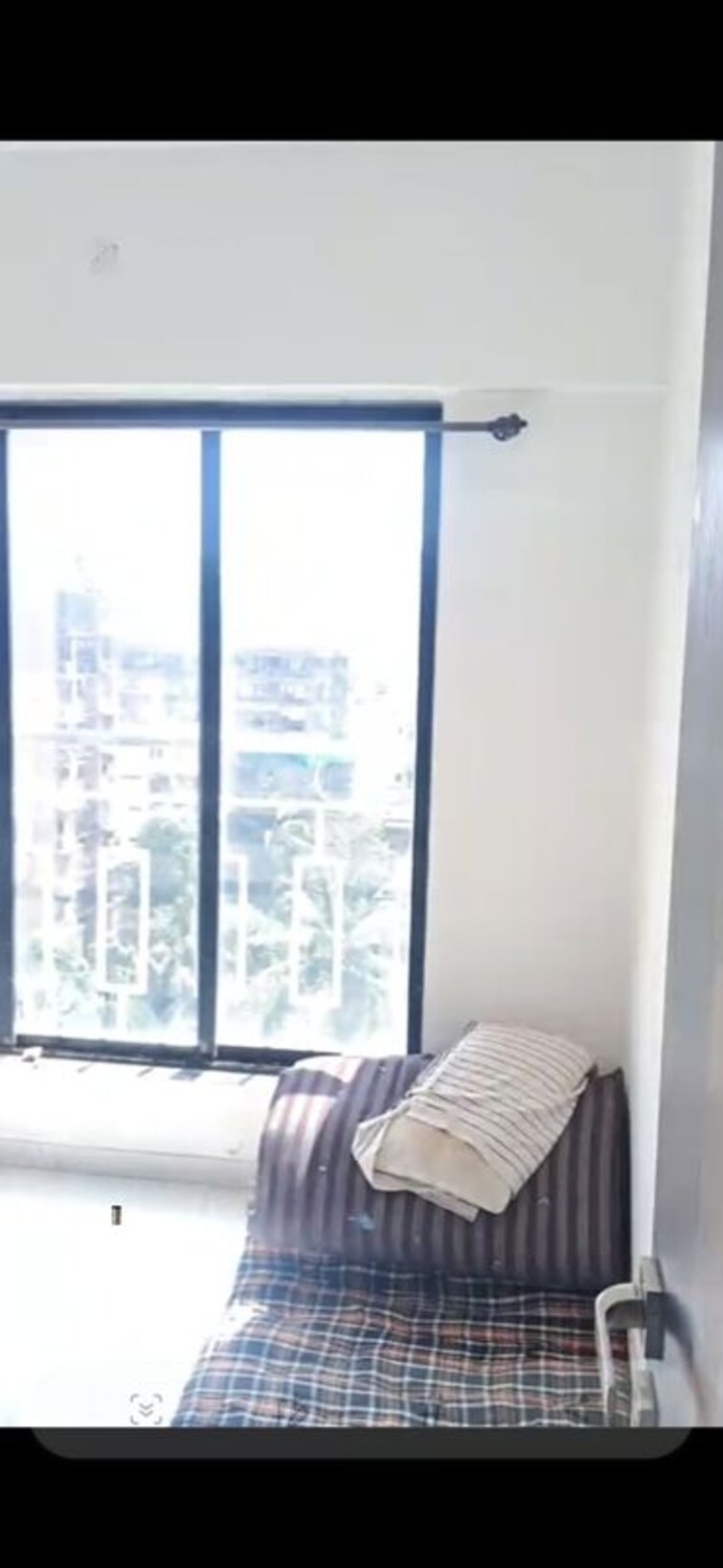 Room, malad west 2 Bedroom 560 Sq.Ft. Apartment In Malad West Mumbai 9864753