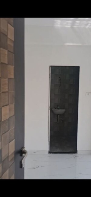 Room in 2 BHK Apartment at Malad West – for Sale