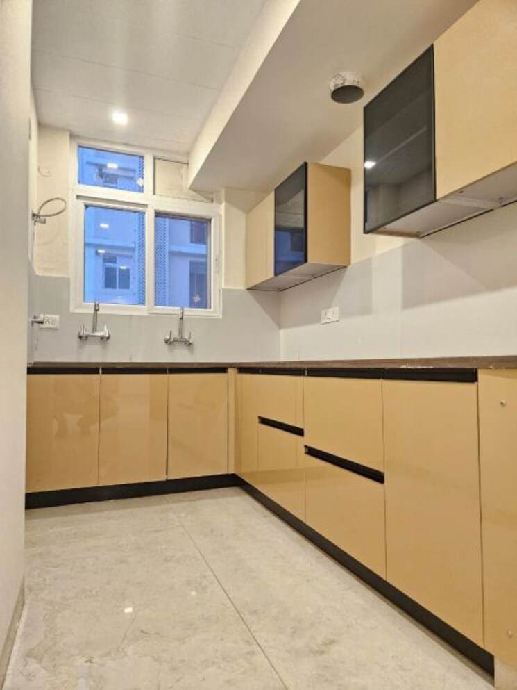 Kitchen, aura-homes 3 Bedroom 1625 Sq.Ft. Builder Floor In Patiala Road Zirakpur 9864762