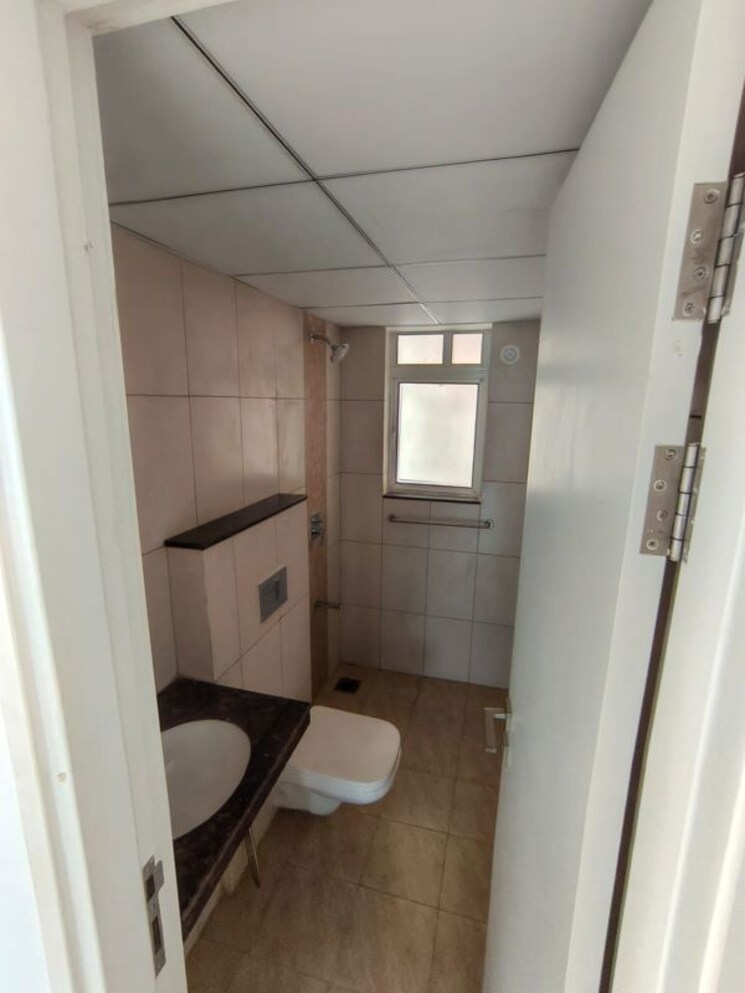 Bathroom, godrej-boulevard 3 Bedroom 789 Sq.Ft. Apartment In Manjari Pune 9864763