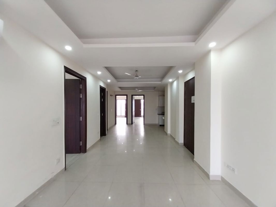 4 BHK + Servant Room 263 Sq.Ft. Builder Floor in AS Tower