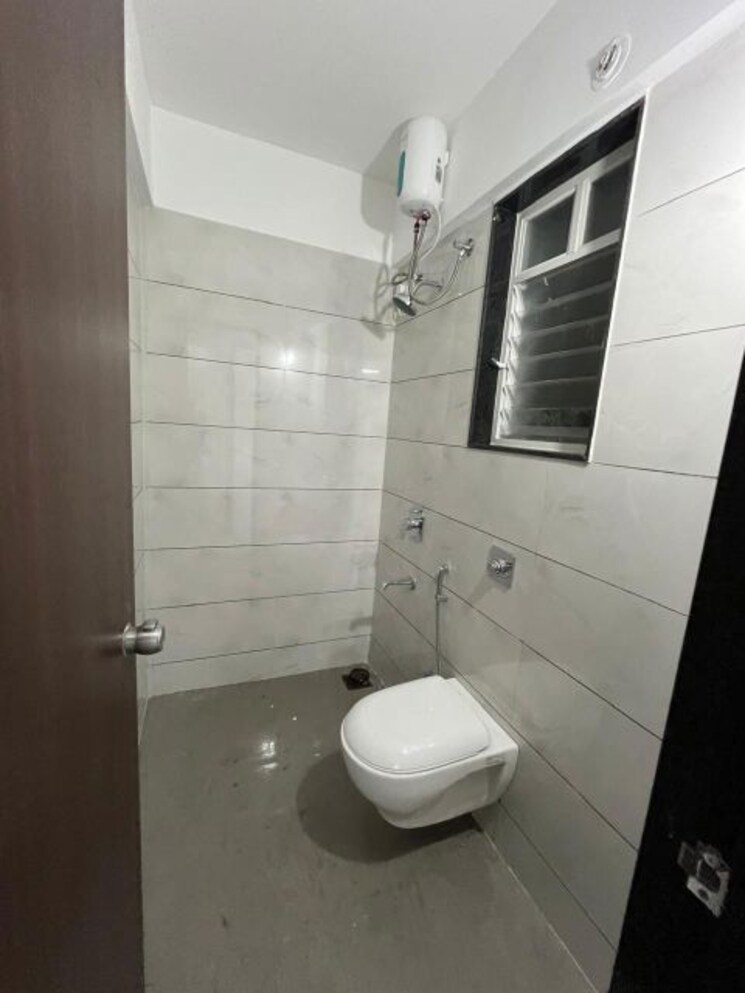 Bathroom, chandrarang-serenity 2 Bedroom 818 Sq.Ft. Apartment In Wakad Pune 9864779