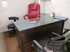Office Space For Rent in Om Heera Panna Mall