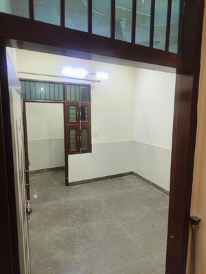 3 BHK Builder Floor For Rent in Rajiv Nagar West