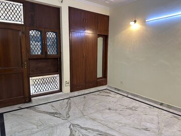 Room in 6+ BHK Villa at Sector 41 – for Sale