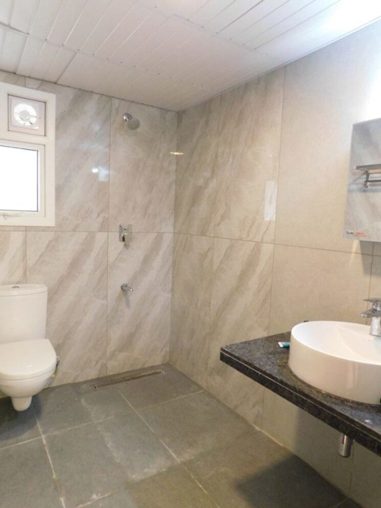 Bathroom, prestige-beverly-hills 3 Bedroom 2124 Sq.Ft. Apartment In Kokapet Hyderabad 9864853