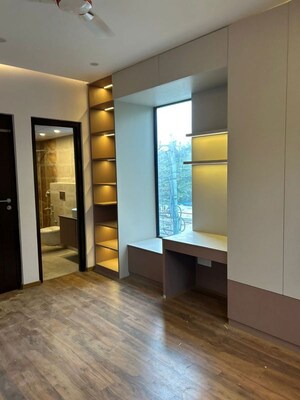 Room in 6+ BHK Villa at Whitefield – for Rent