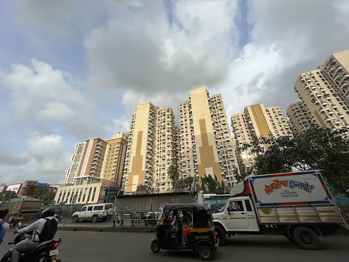 2 BHK 561 Sq.Ft. Apartment in DB Realty Orchid Ozone