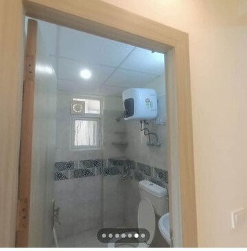 Furnished Amenities in 1 BHK Builder Floor at Saket – for Rent